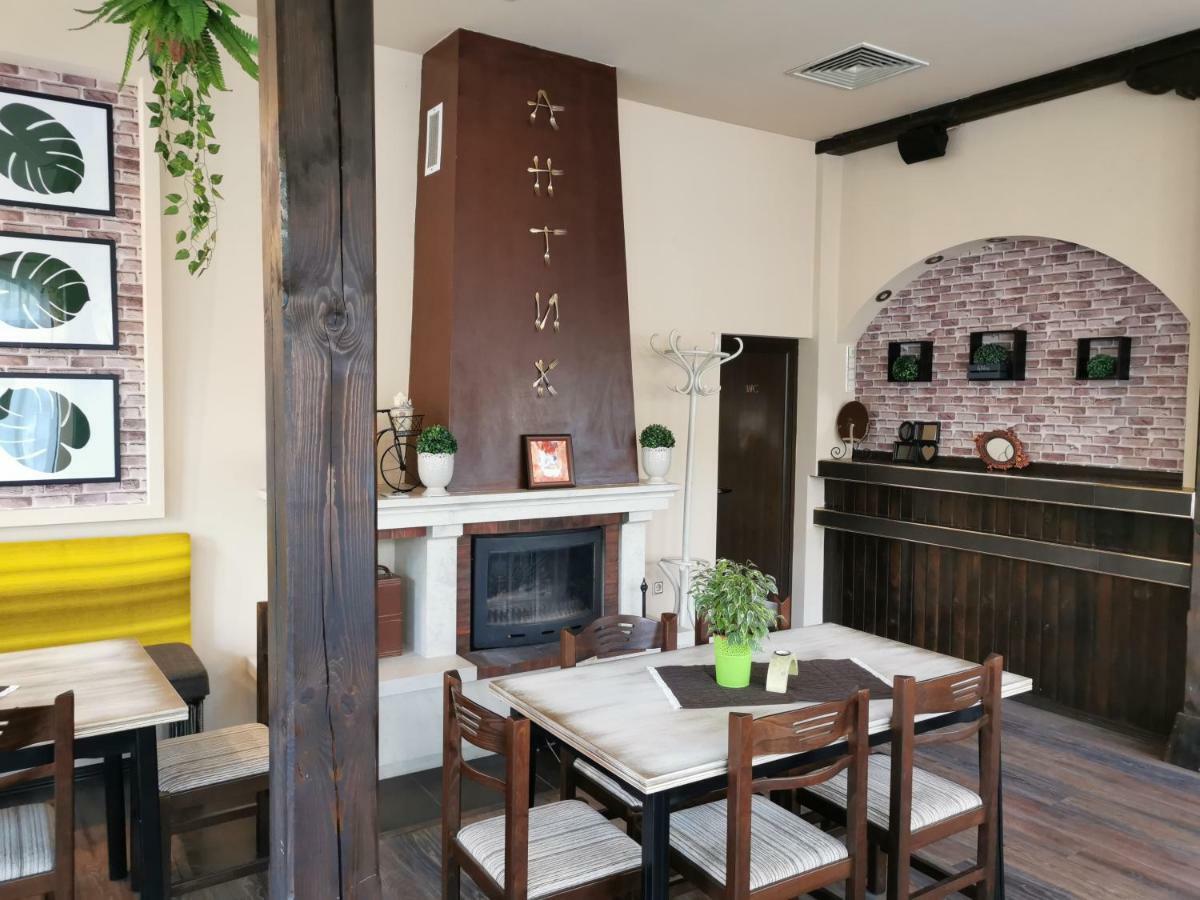 特罗扬 Комплекс Антик酒店 外观 照片
